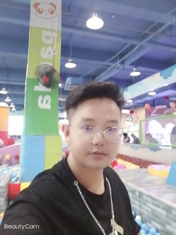 棒哥的第三张照片--宜宾相亲服务中心