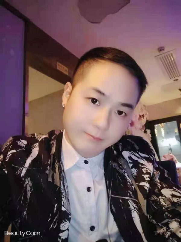 放弃一切，从头再来的第一张照片--宜宾相亲服务中心
