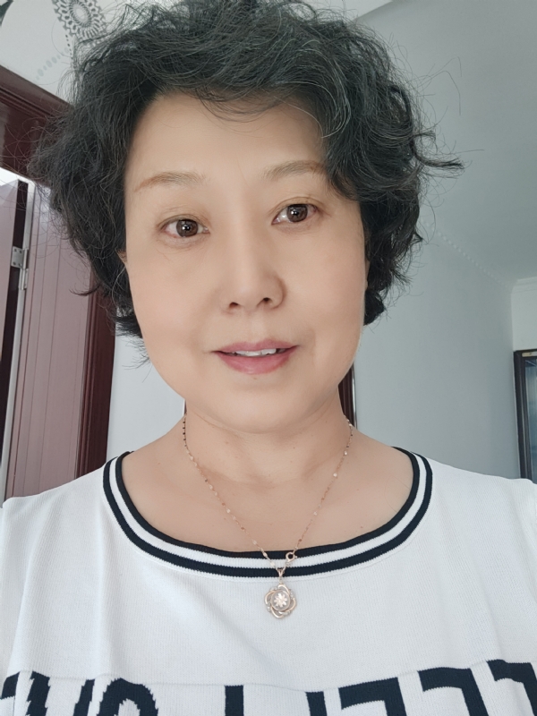 甜果的第一张照片--宜宾相亲服务中心