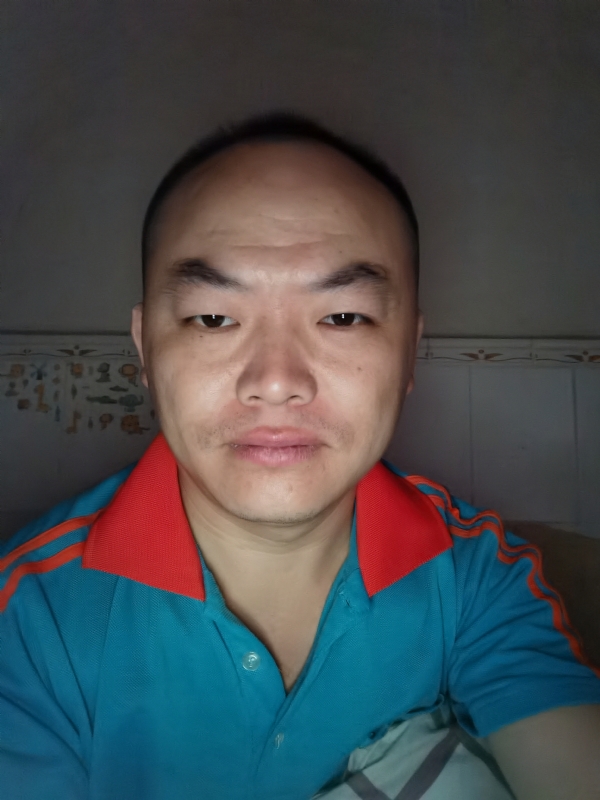 与子携老的第三张照片--宜宾相亲服务中心