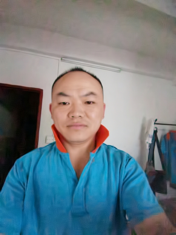 与子携老的第五张照片--宜宾相亲服务中心