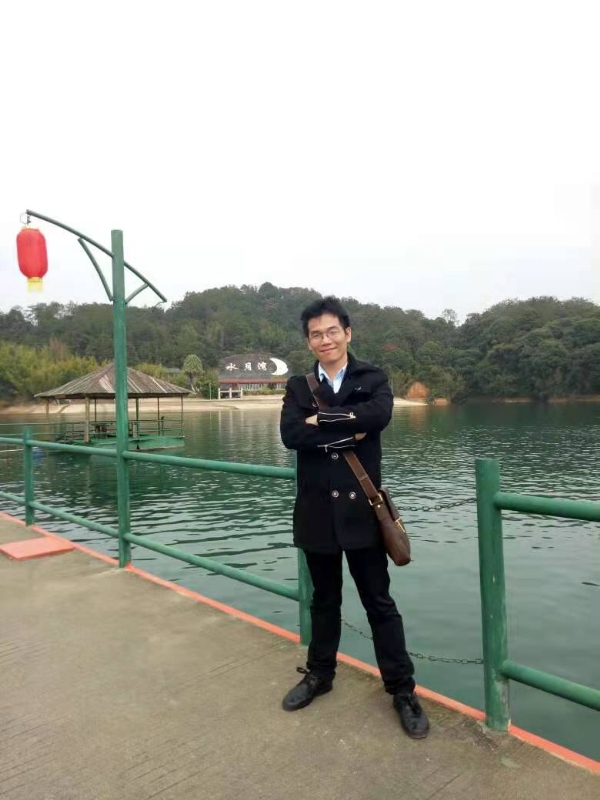 缘分不期而遇的第一张照片--宜宾相亲服务中心