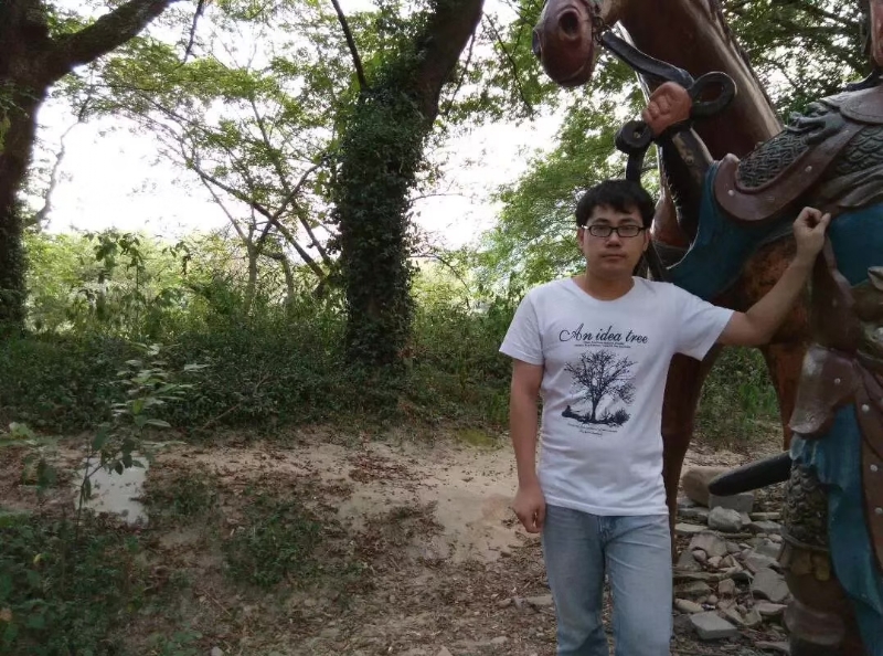 峰的第一张照片--宜宾相亲服务中心