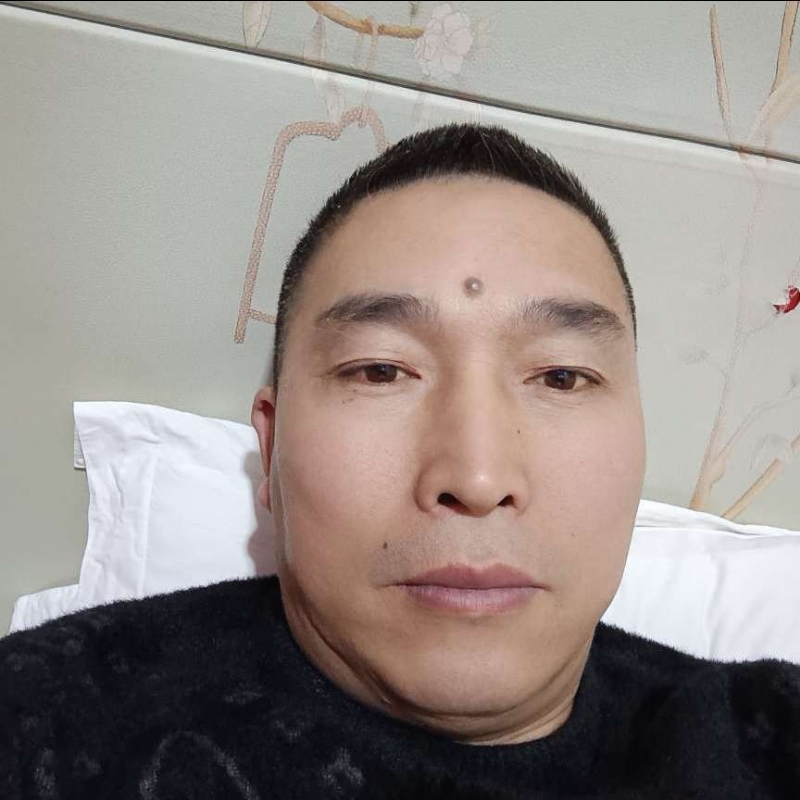 痴情男的第二张照片--宜宾相亲服务中心