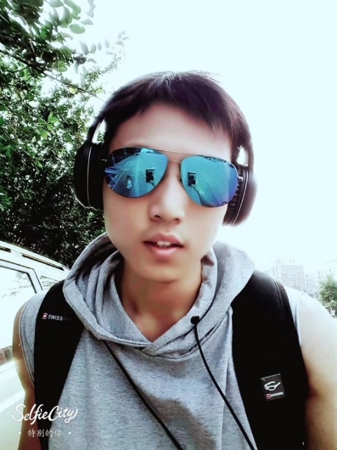失意的人的第一张照片--宜宾相亲服务中心