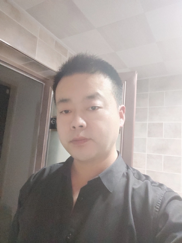 yangyongpingaoi的第二张照片--宜宾相亲服务中心