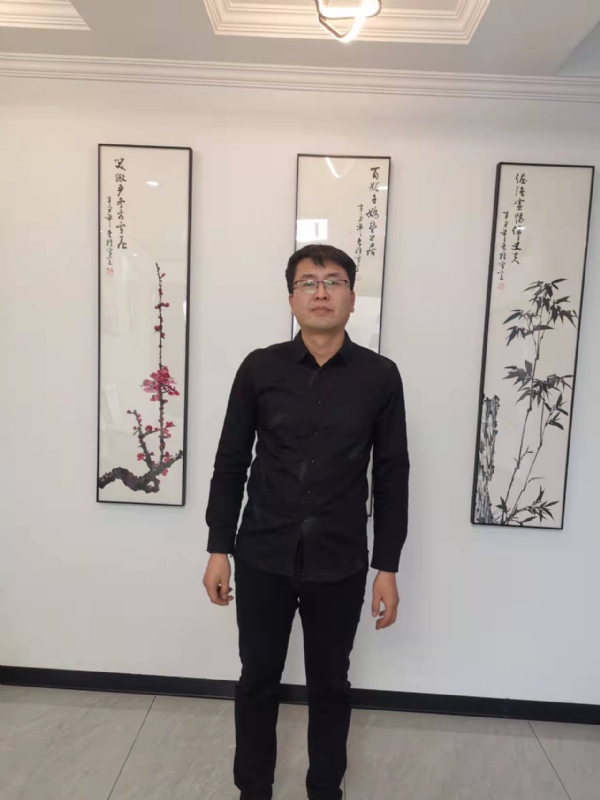 情义比天高的第一张照片--宜宾相亲服务中心