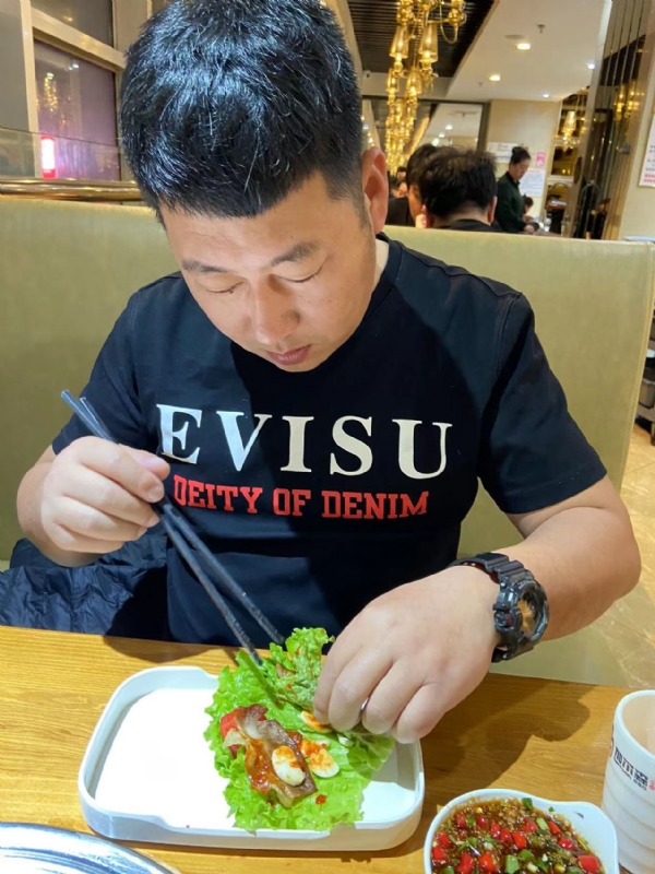 砒霜的第一张照片--宜宾相亲服务中心