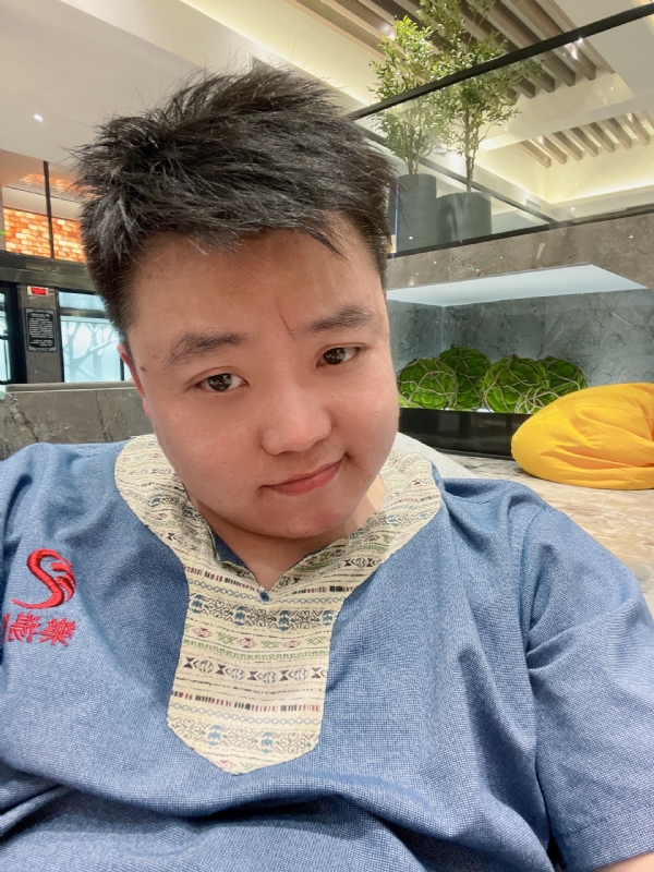 小恶魔的第一张照片--宜宾相亲服务中心