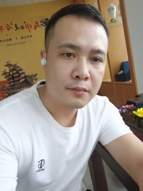 礼哥的第二张照片--宜宾相亲服务中心