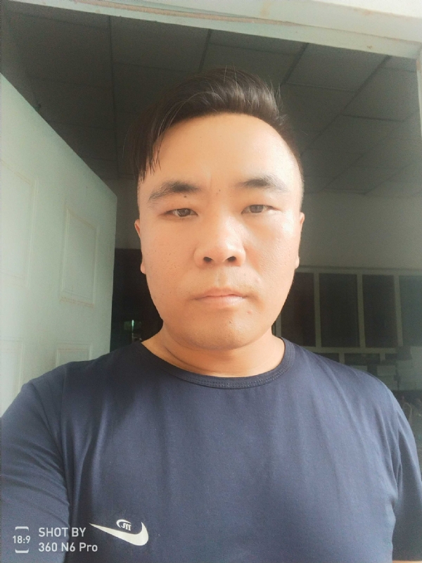 云的第一张照片--宜宾相亲服务中心