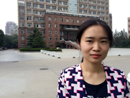 女儿征婚的第一张照片--宜宾相亲服务中心