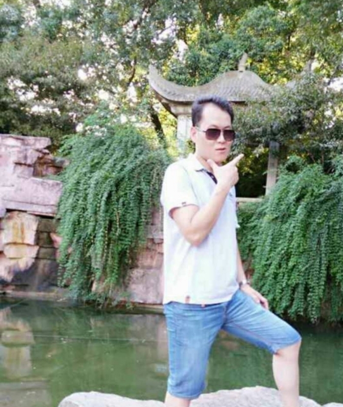 随缘的第一张照片--宜宾相亲服务中心