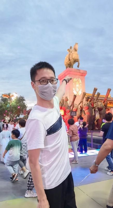 一休哥的第一张照片--宜宾相亲服务中心