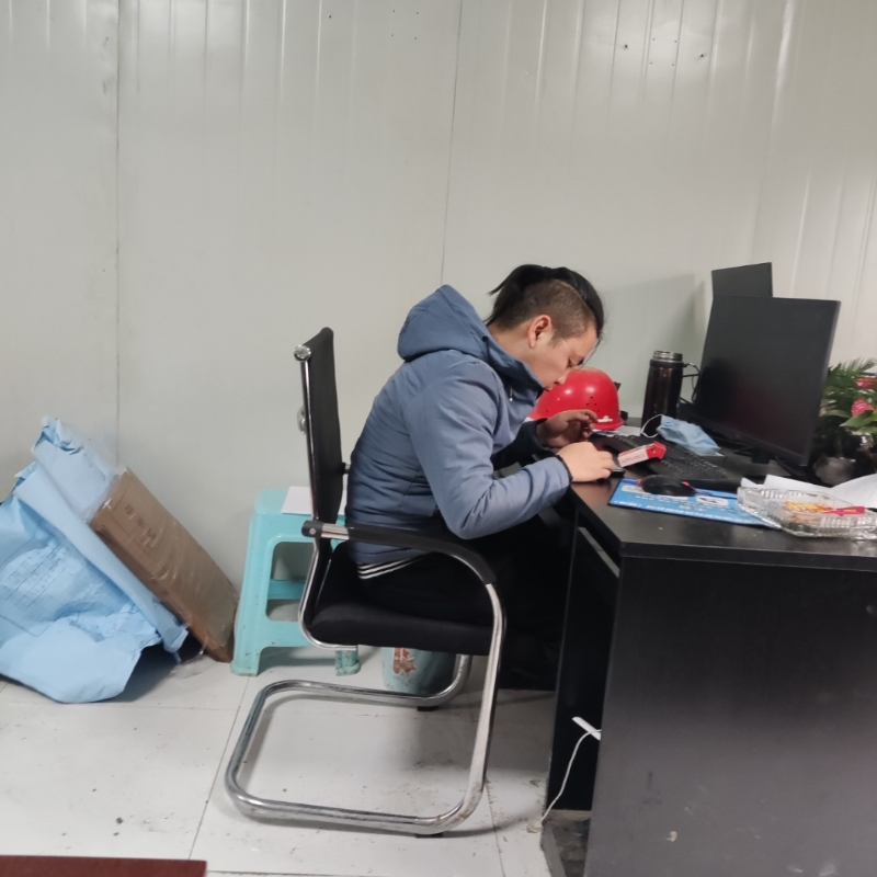 太空舱的第一张照片--宜宾相亲服务中心