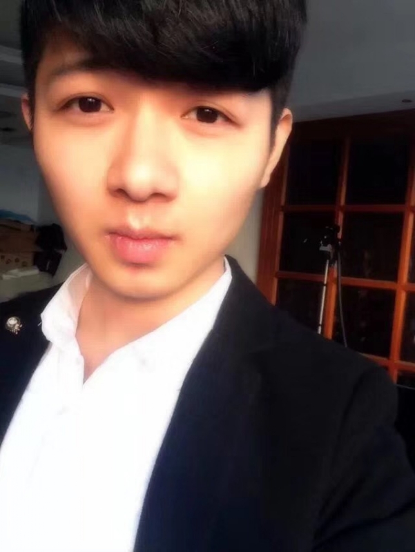 萨拉嘿呦的第一张照片--宜宾相亲服务中心