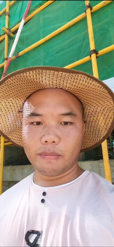 把岁月写入茶色的第一张照片--宜宾相亲服务中心