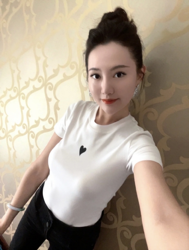 雨熙的第一张照片--宜宾相亲服务中心