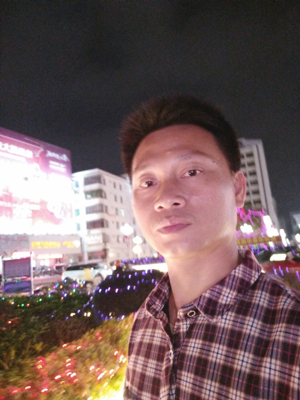 极光的第一张照片--宜宾相亲服务中心