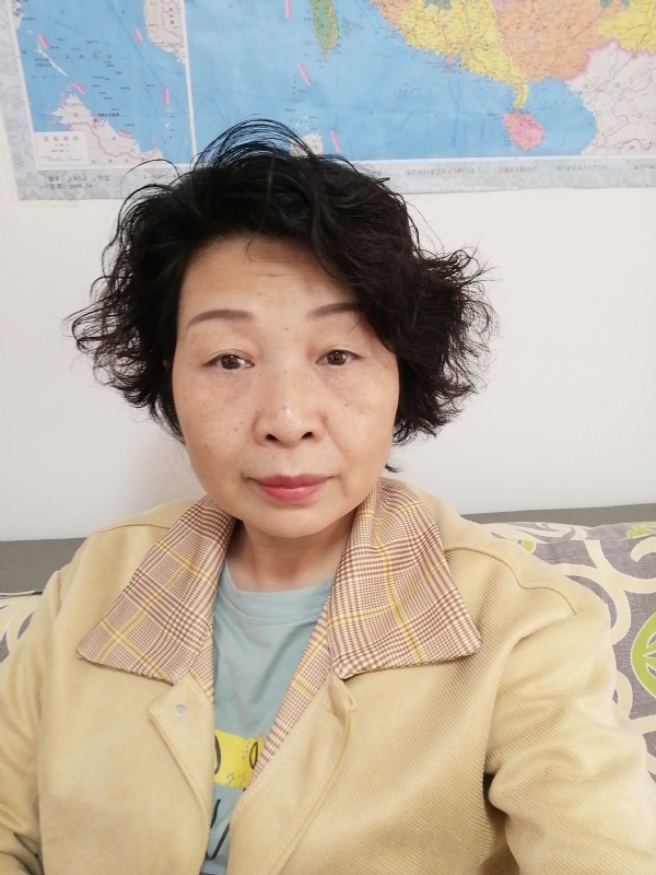 香水百合的第一张照片--宜宾相亲服务中心
