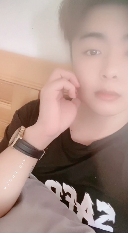 90后的第二张照片--宜宾相亲服务中心