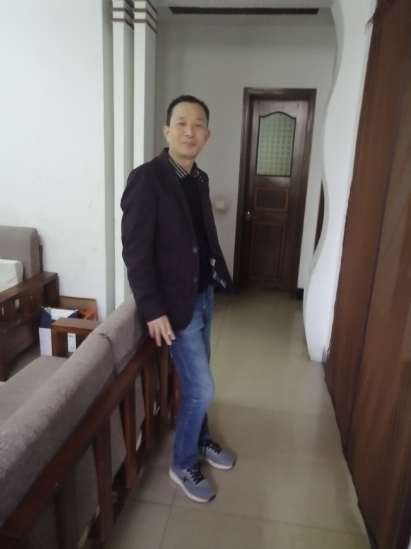相亲相爱的第二张照片--宜宾相亲服务中心