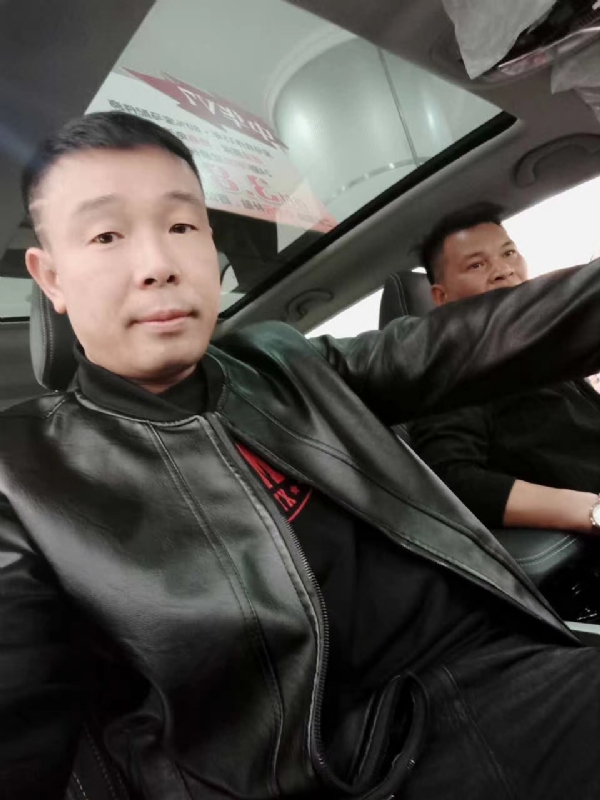 醉红尘的第一张照片--宜宾相亲服务中心