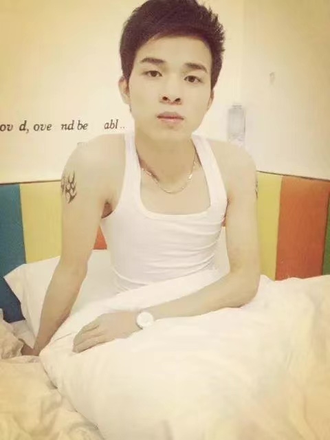 风雨同舟的第一张照片--宜宾相亲服务中心