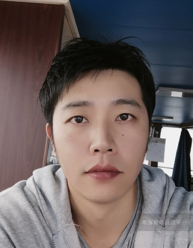 不太帅的男人的第一张照片--宜宾相亲服务中心