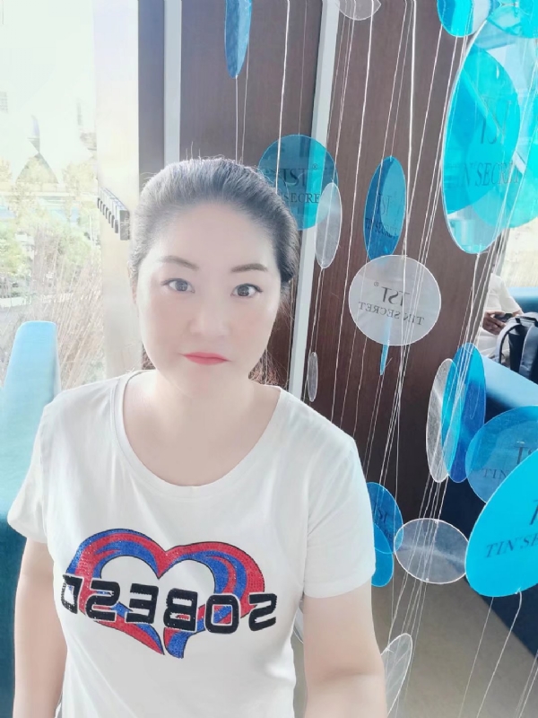 巷子里的童年的第一张照片--宜宾相亲服务中心