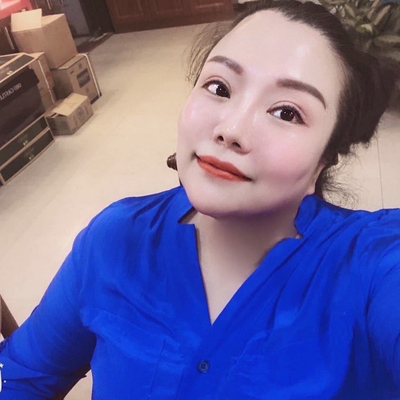 宝宝的第一张照片--宜宾相亲服务中心