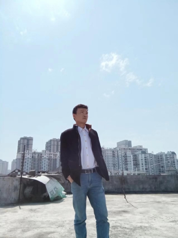 蓝色心情的第一张照片--宜宾相亲服务中心