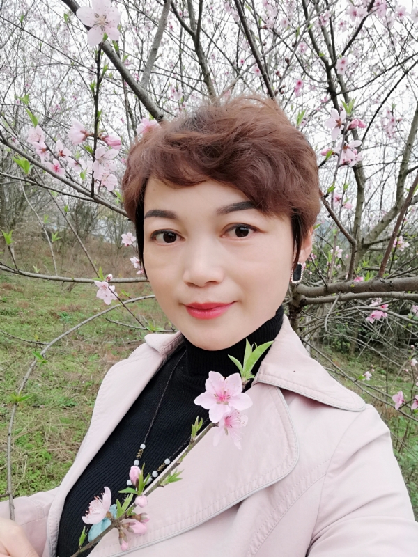 转角遇到你的第一张照片--宜宾相亲服务中心