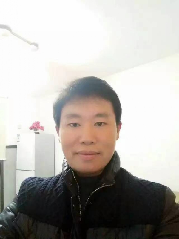 擎天柱的第二张照片--宜宾相亲服务中心