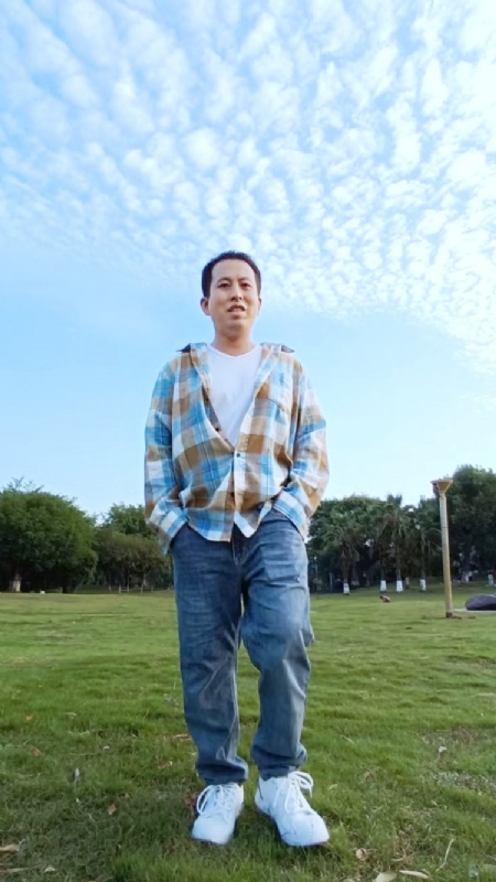 曹先生的第一张照片--宜宾相亲服务中心