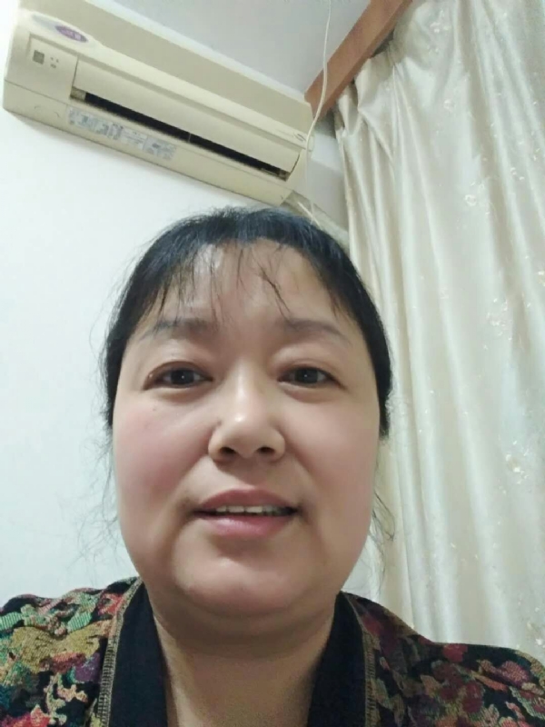 雨中漫步的第一张照片--宜宾相亲服务中心