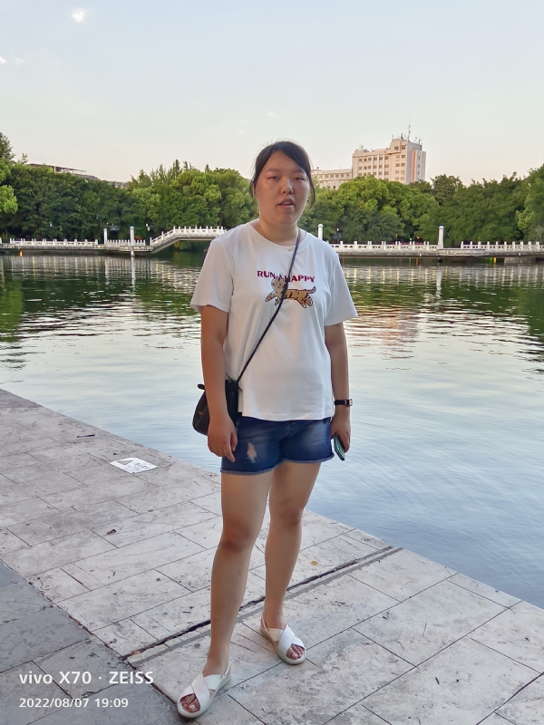 幸福触手可及的第一张照片--宜宾相亲服务中心