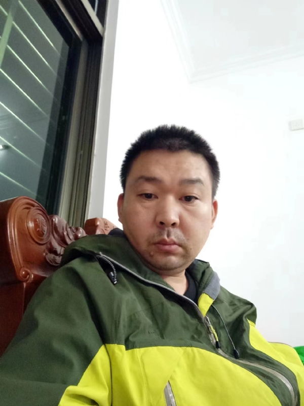 阿汤的第一张照片--宜宾相亲服务中心