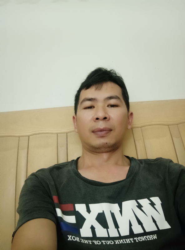 小伙子的第四张照片--宜宾相亲服务中心