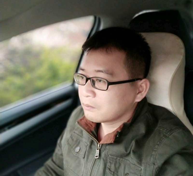 海风吹动你的心的第一张照片--宜宾相亲服务中心