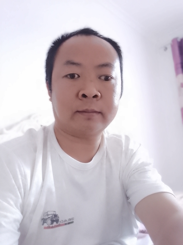 张家小伙子的第三张照片--宜宾相亲服务中心