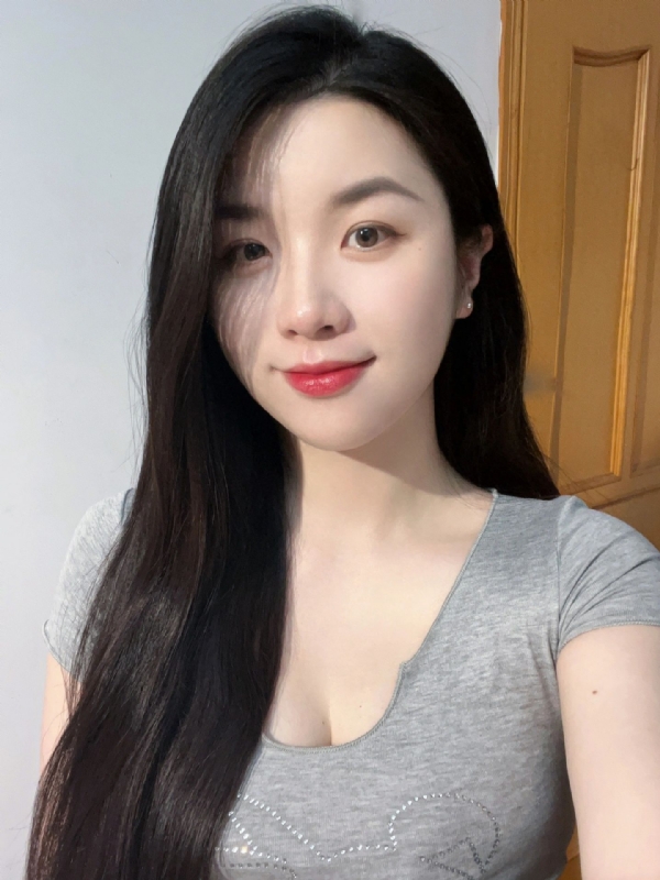 乔乔在寻爱的第一张照片--宜宾相亲服务中心