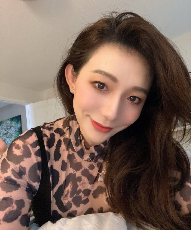 过去的第一张照片--宜宾相亲服务中心
