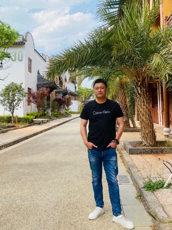 莪、蓶伱专属的第一张照片--宜宾相亲服务中心