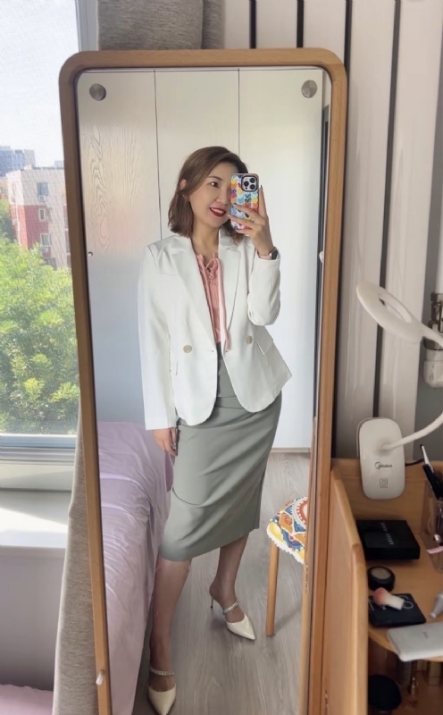 丽波的第三张照片--宜宾相亲服务中心