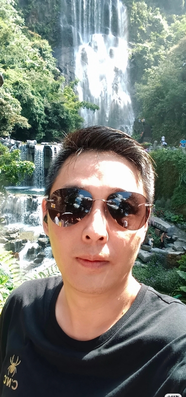 小小帅哥的第一张照片--宜宾相亲服务中心