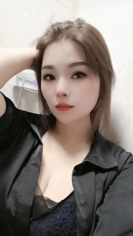 爱笑的女孩的第二张照片--宜宾相亲服务中心