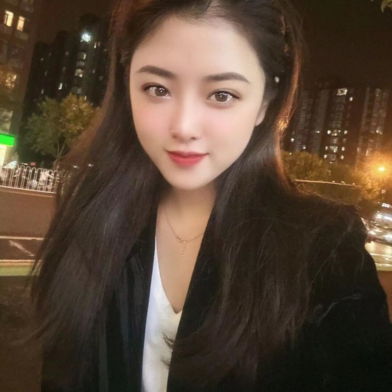 爱笑的女孩的第三张照片--宜宾相亲服务中心