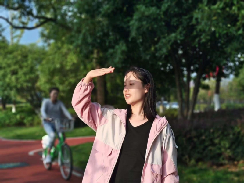 达拉崩吧的第一张照片--宜宾相亲服务中心