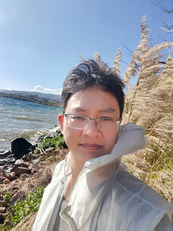 梅安歌的第一张照片--宜宾相亲服务中心